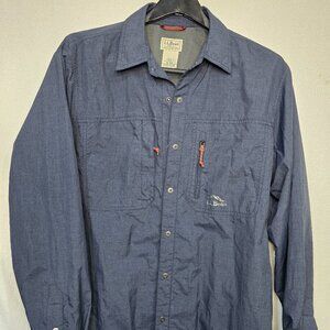 LL Bean mesh-lined nylon windbreaker snap shirt, Men's medium, long sleeves